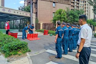 小宝延续出彩表现？李月汝土超8中5砍下18分9板3帽 罚球7中7